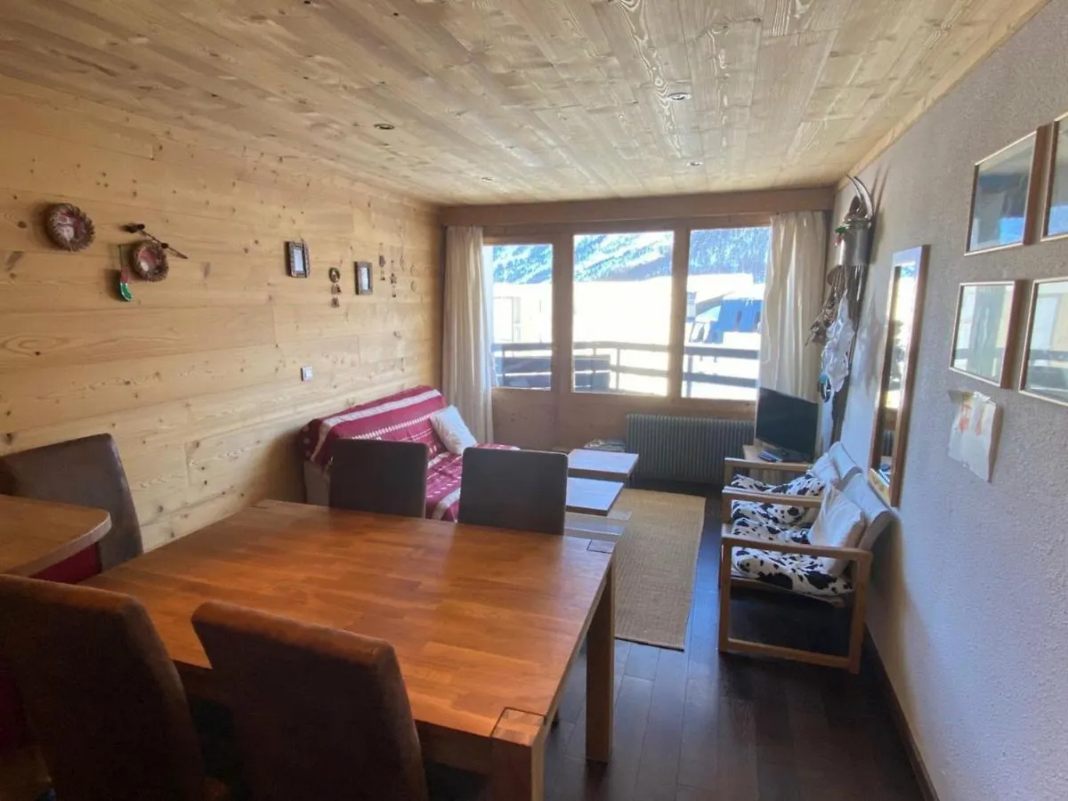 Charmant Appartement Chalet Renove, 4-6 Pers, Situe A 100M Des Pistes A Montgenevre - Fr-1-445-162