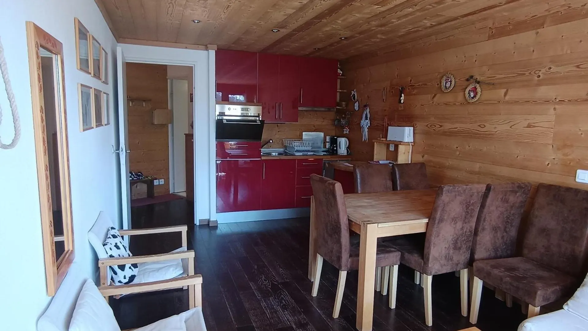 Apartment Charmant Appartement Chalet Renove, 4-6 Pers, Situe A 100M Des Pistes A Montgenevre - Fr-1-445-162