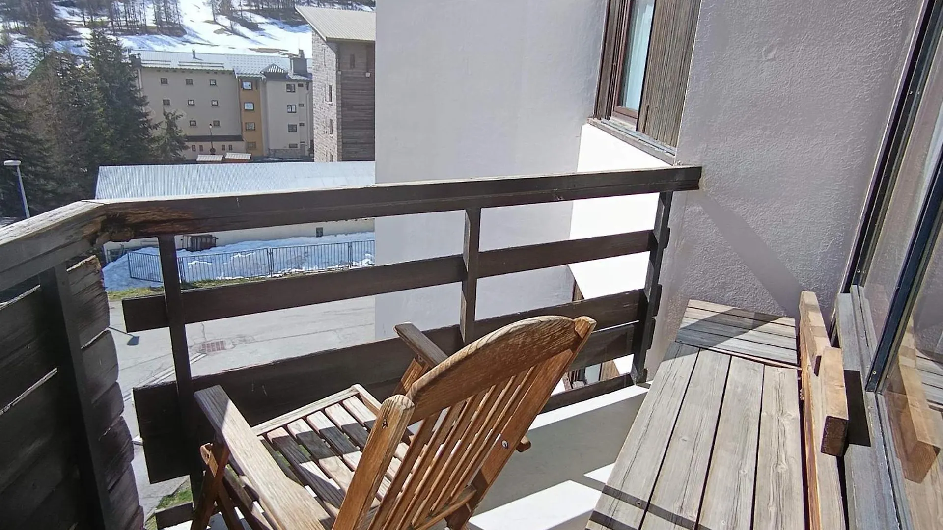 Charmant Appartement Chalet Renove, 4-6 Pers, Situe A 100M Des Pistes A Montgenevre - Fr-1-445-162